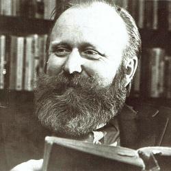 Frank_Herbert_1984_(square).jpg